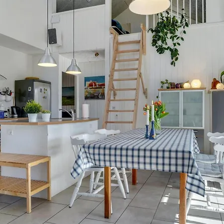 Berta - 300m From The Sea By Interhome