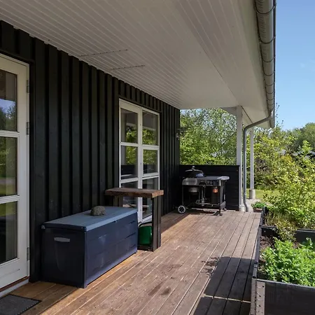 Holiday home Berta - 300m From The Sea By Interhome Hals